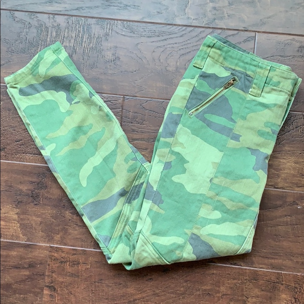 J.Crew Stretch Camo Pants, Size 4